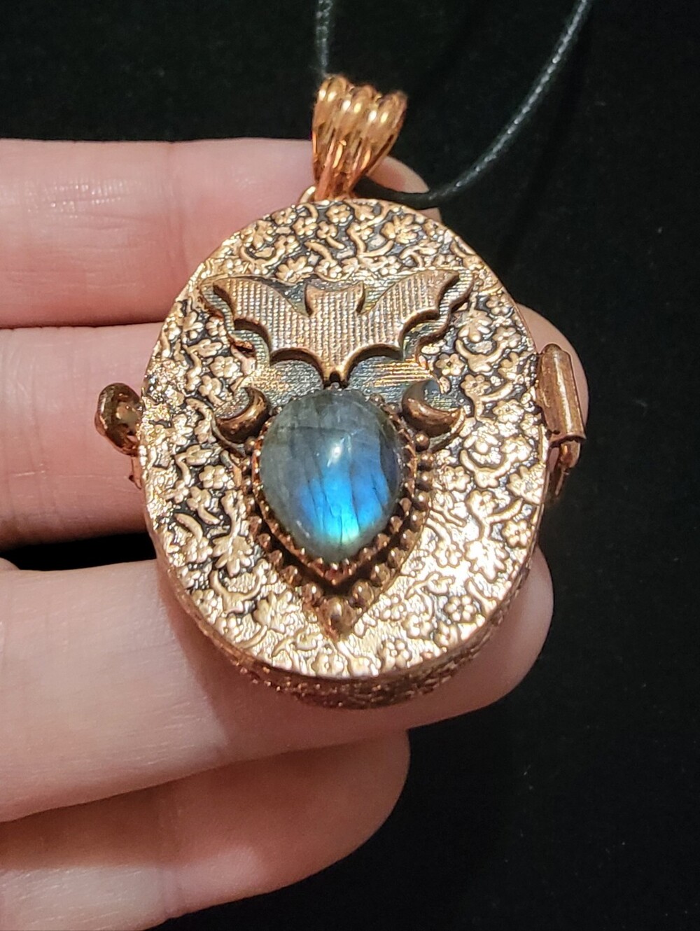 Labradorite Bat Copper Box Pendant Necklace